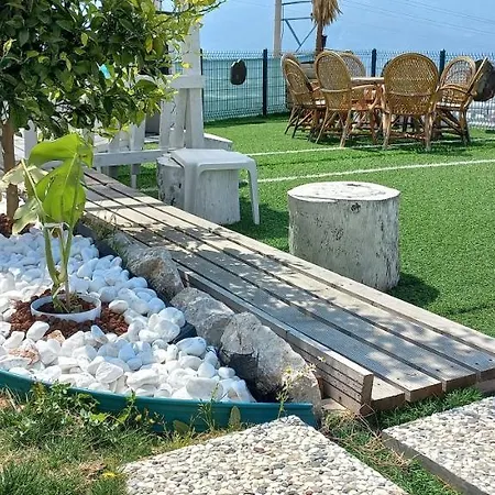Azize 3 Apartman