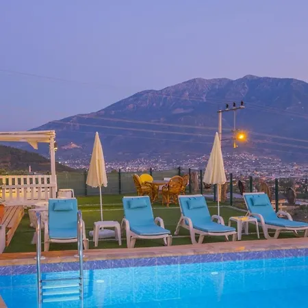 Azize 3 Apartman